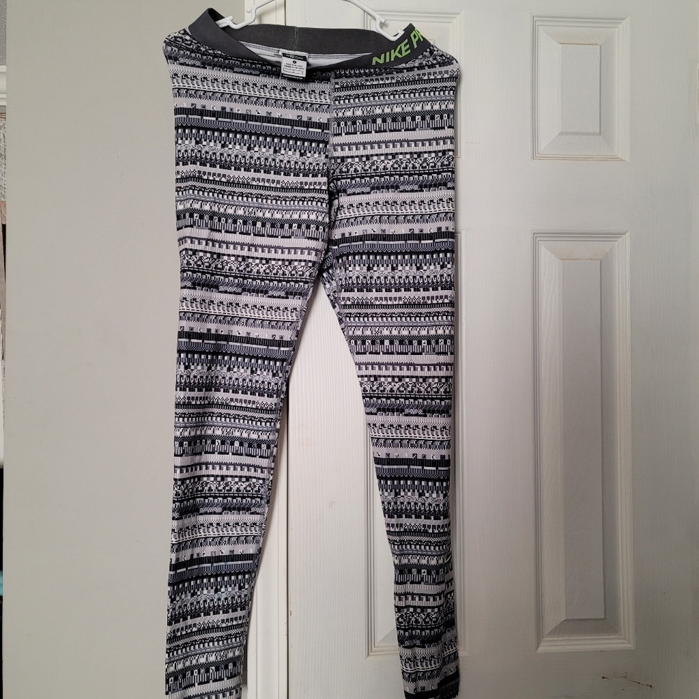 Nike Pro Dri Fit leggings workout pants size large